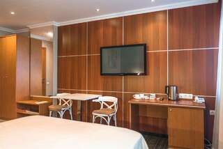 Фото Отель Скорпион Пермь Двухместный номер с 1 кроватью 15 Отель Скорпион Пермь Двухместный номер с 1 кроватью-15