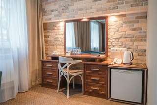 Фото Отель Скорпион Пермь Двухместный номер "Люкс" 4 Отель Скорпион Пермь Двухместный номер "Люкс"-4