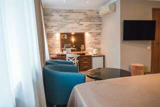 Фото Отель Скорпион Пермь Двухместный номер "Люкс" 5 Отель Скорпион Пермь Двухместный номер "Люкс"-5